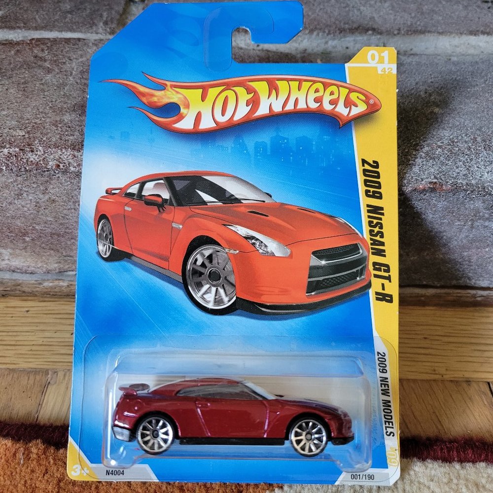 Hot Wheels - 2009 Nissan GT-R Toy car, First Editions